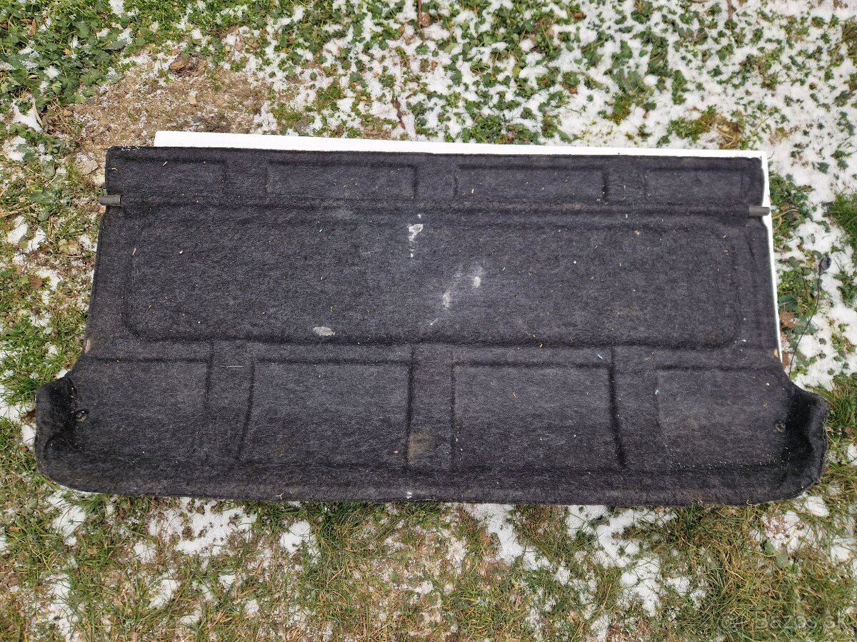 Predam plato do kufra Honda civic 7g - 2