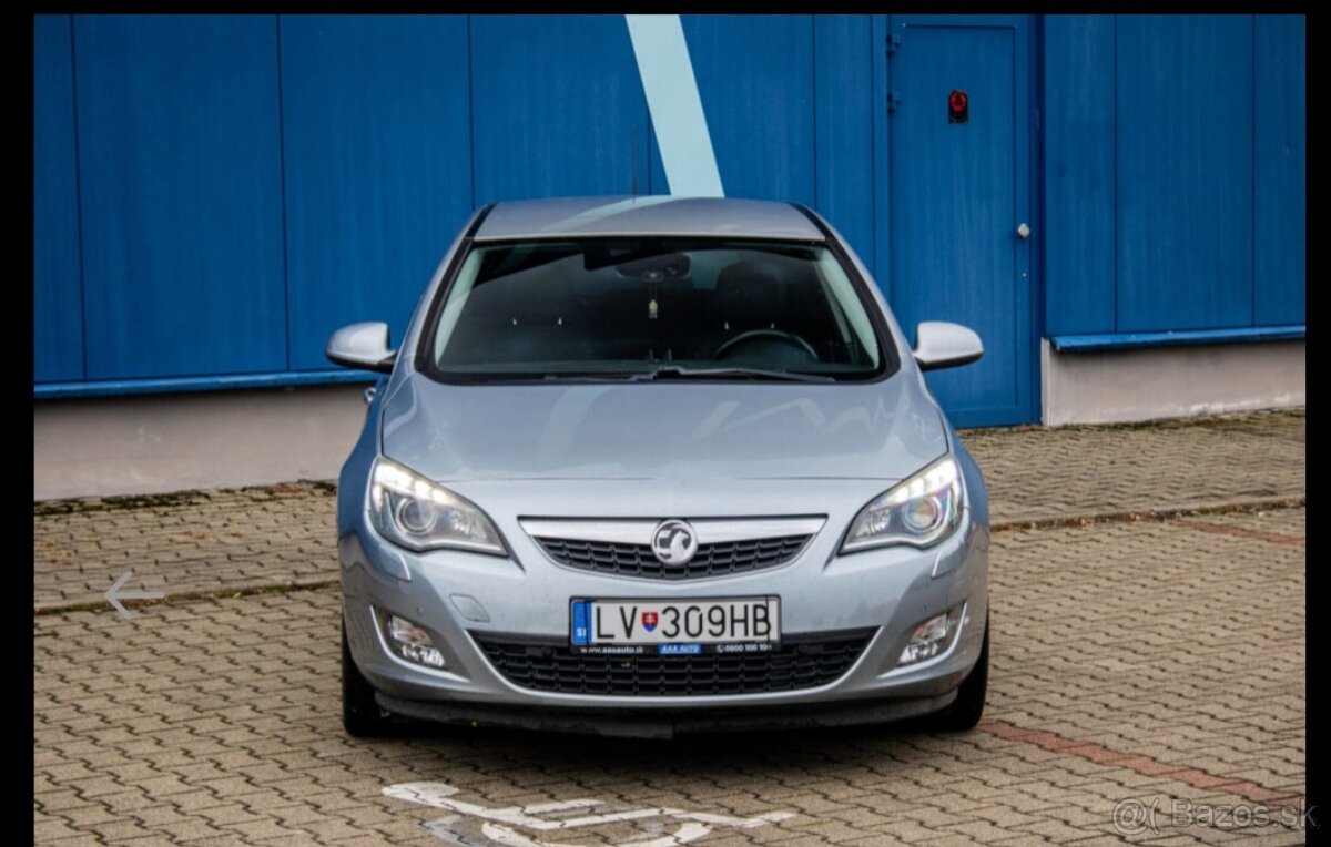 Opel Astra 1.4 Turbo - 2