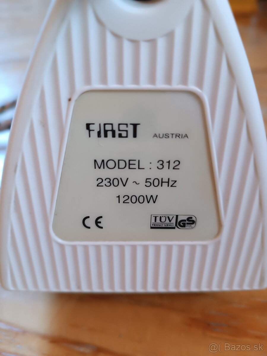 Naparovacia žehlička Fiast - 2