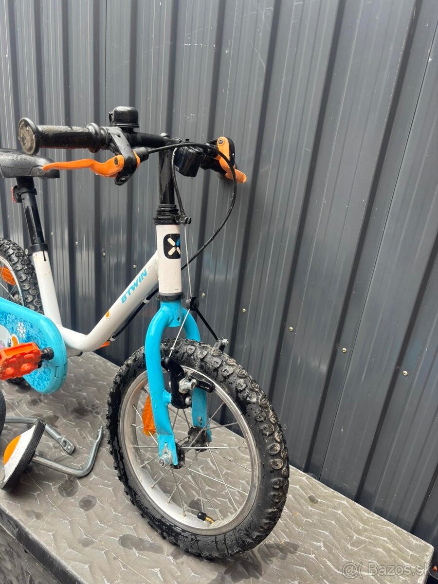 Detský bicykel s malými kolieskami - 2