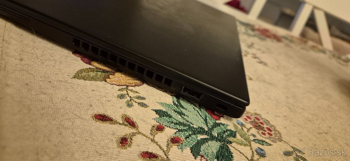 Predam Lenovo ThinkPad T495s Ryzen5 Vega8 WIN11 - 2