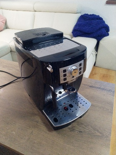 Kávovar Delonghi Magnifica S - 2