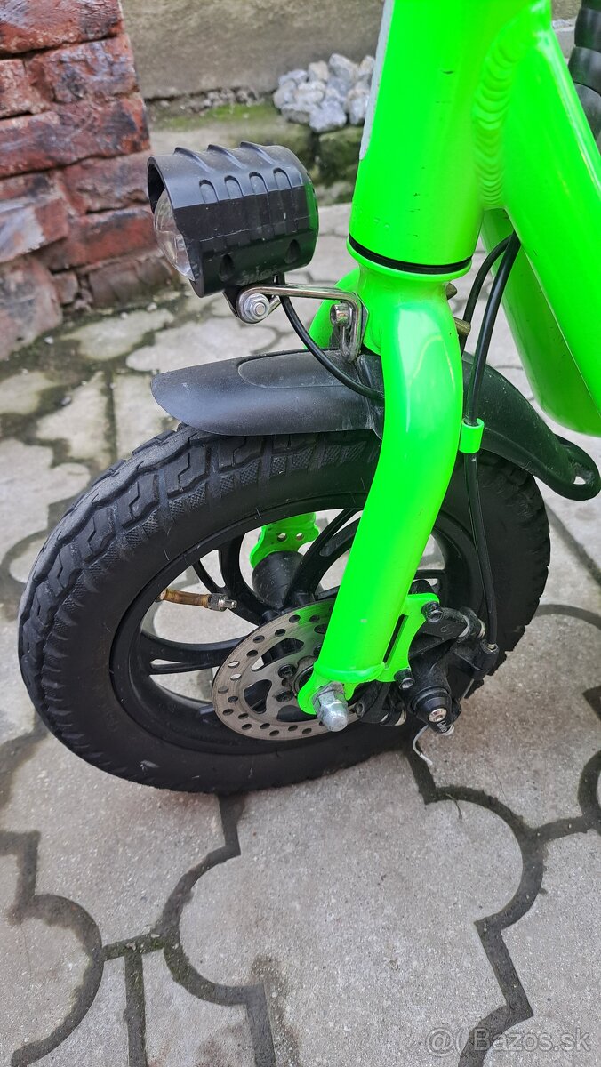 Elektricka kolobezka - 2