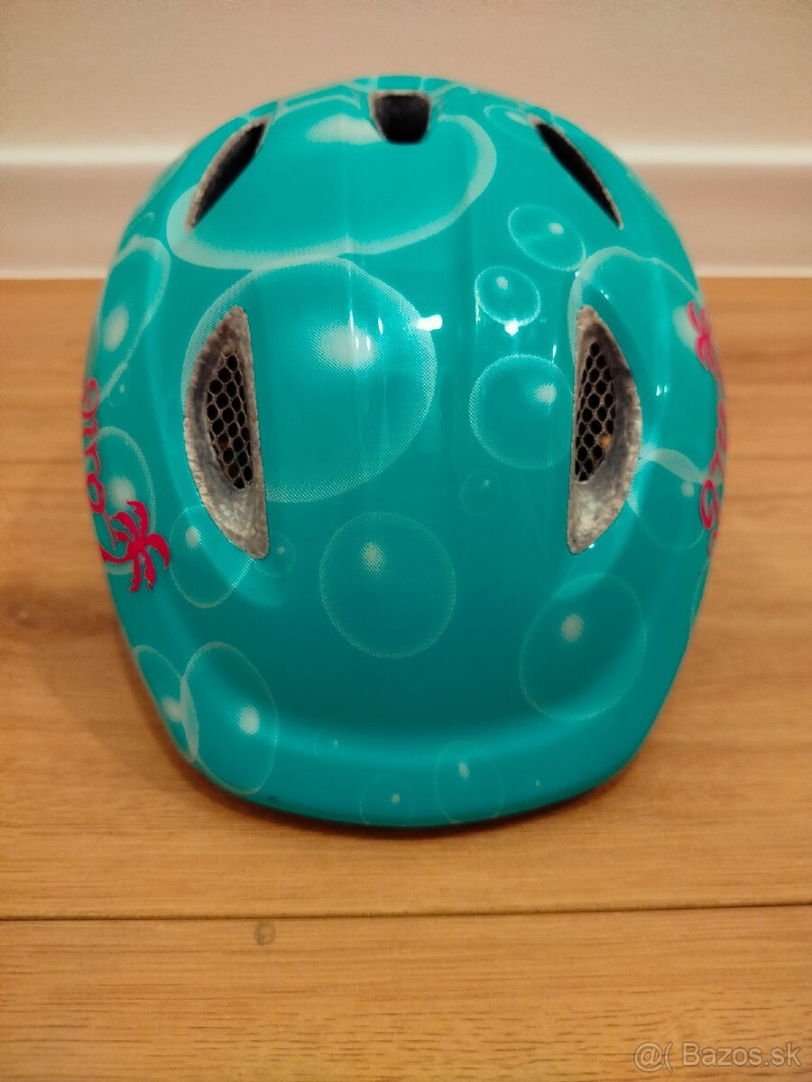 dievcenska prilba - 2