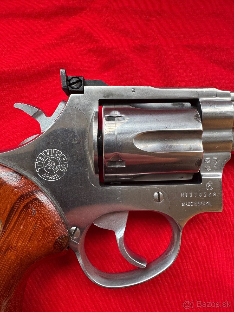 TAURUS-BRASIL 357 Magnum - 2