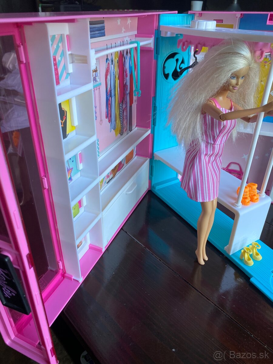 Barbie satnik a babiky - 2