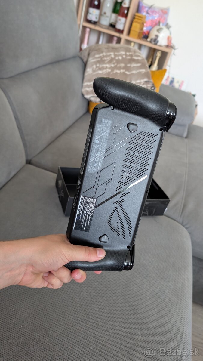 ASUS ROG Xbox Ally X - 2