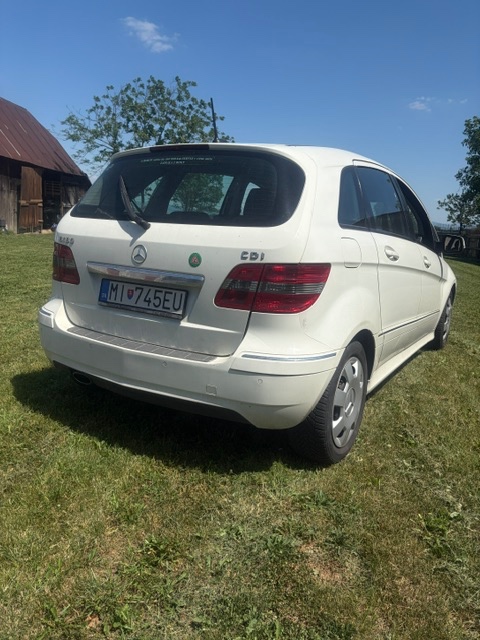 Mercedes B 180 2009 - 2