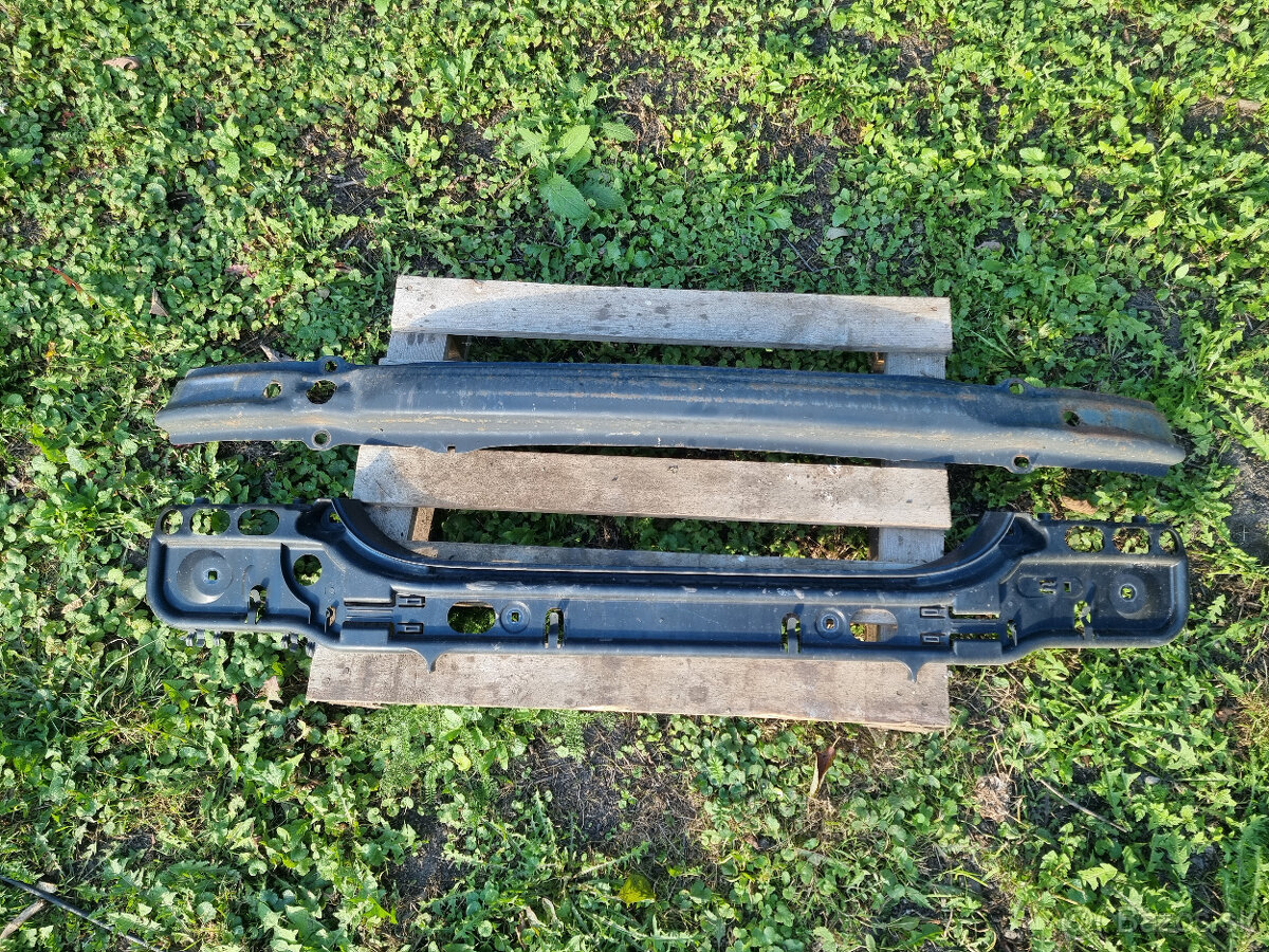 Zadná výstuha nárazníka - BMW E60 - 2