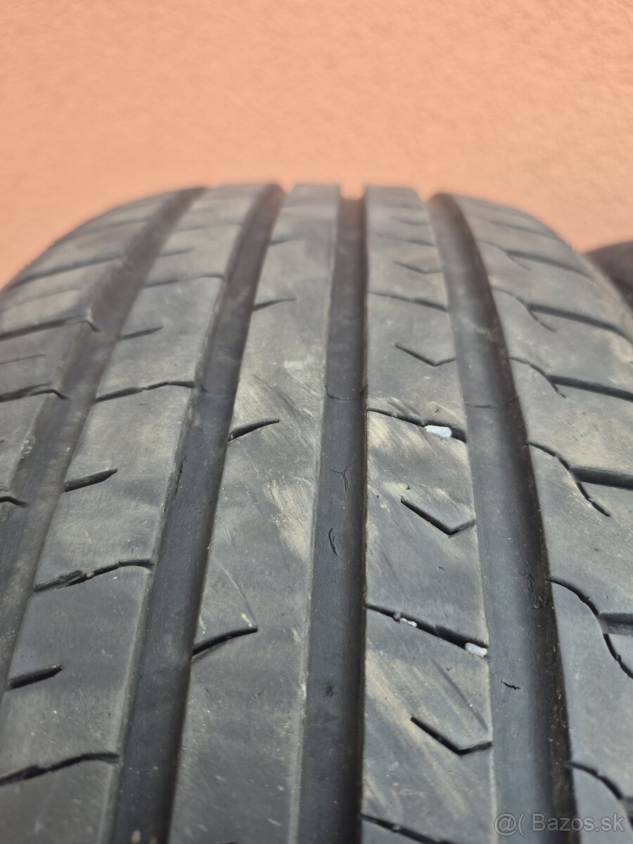 R17 - 2