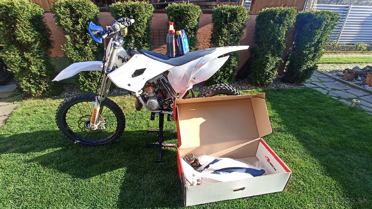 Husqvarna 85