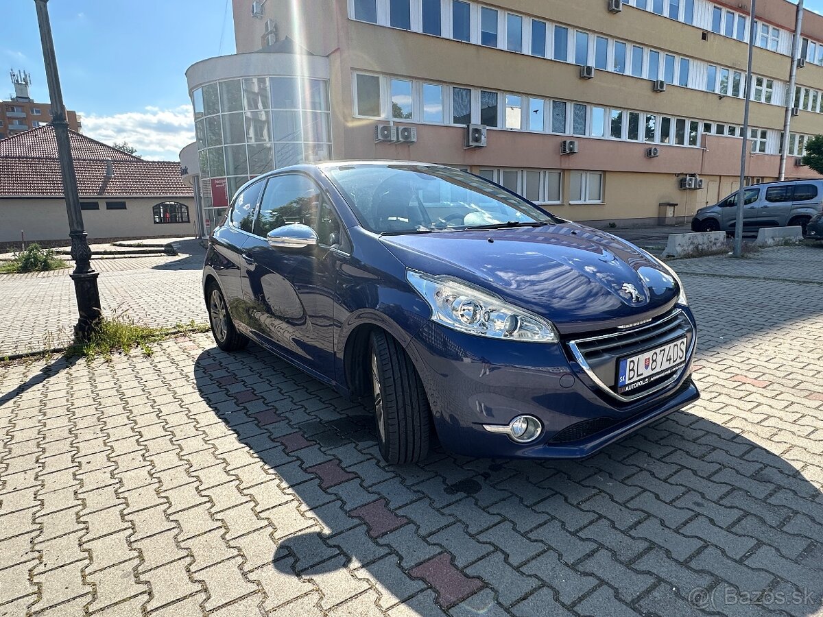 Peugeot 208 1.6 Vti Allure, Panorama