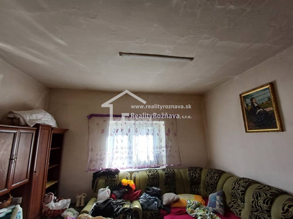 1 izbový Banícky dom na Rožňavskej Bani. - 2