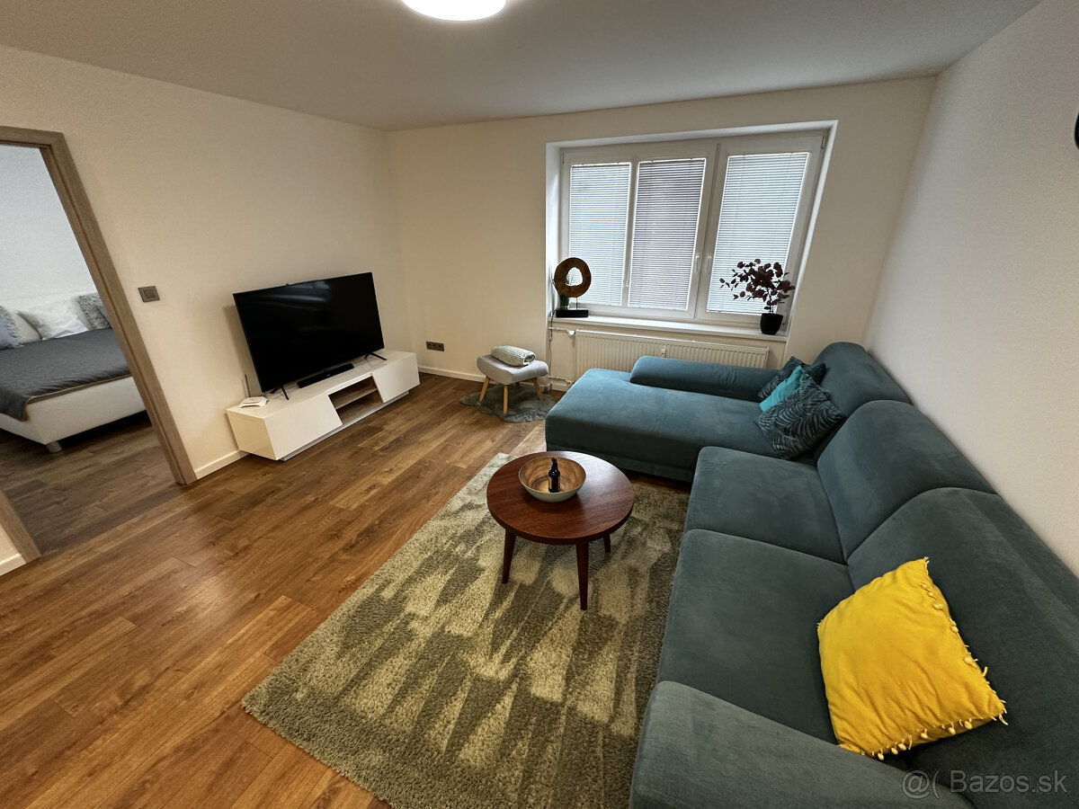 Zariadený moderný 2 izbový byt Pribinove sady - 2