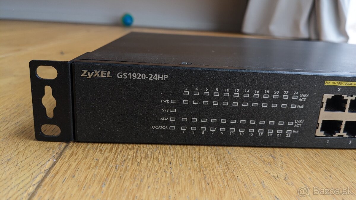 PoE 24p Switch ZyXEL GS1920-24HP - 2