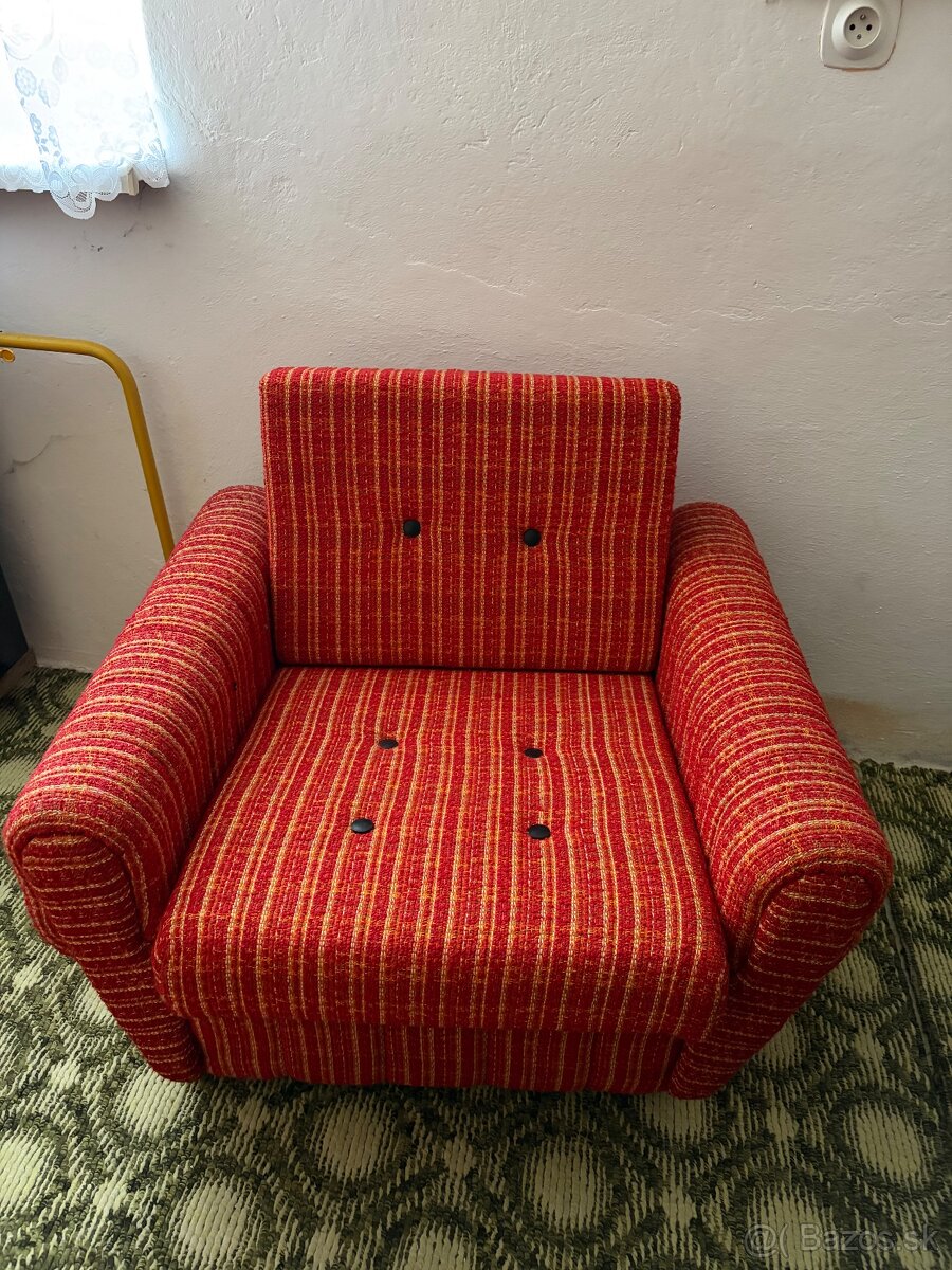 Gauč a dve kreslá - 2