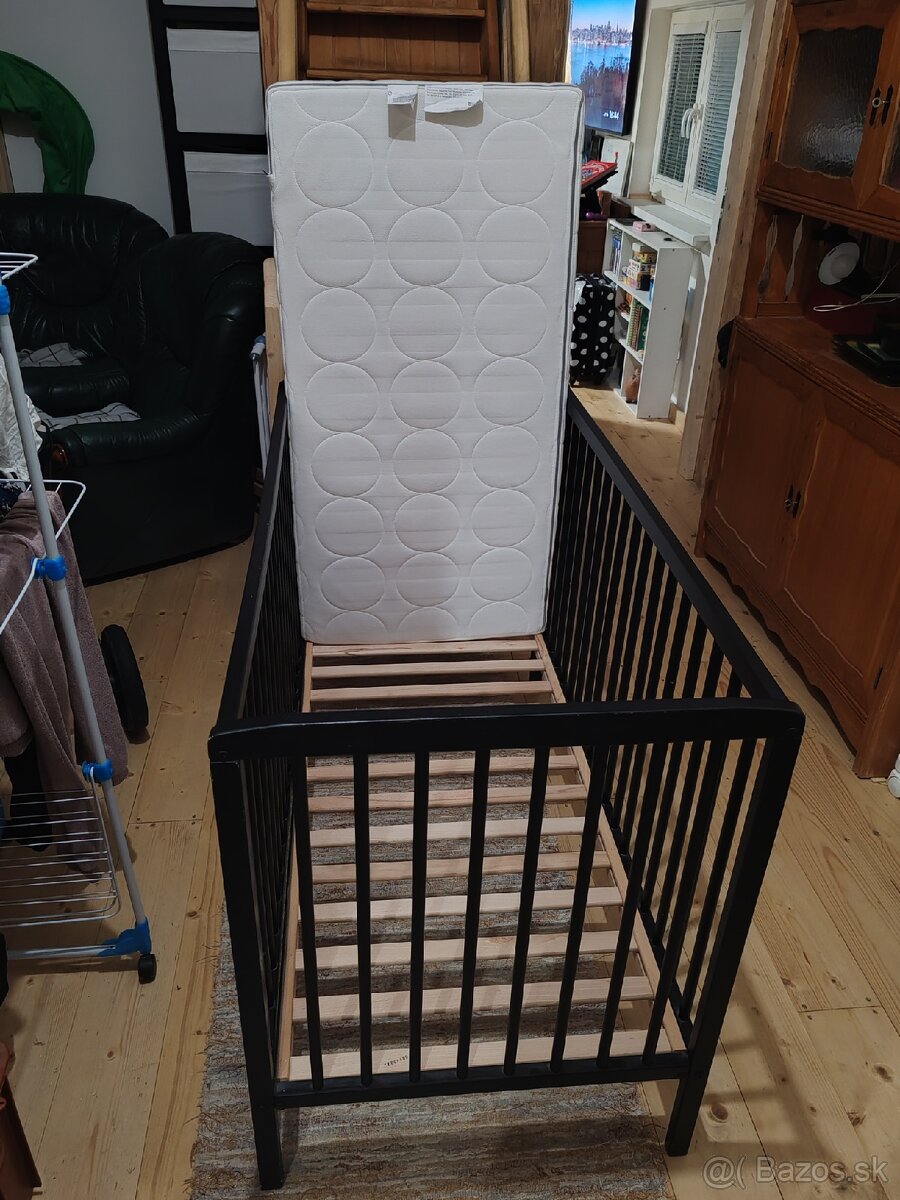 Detská postieľka s matracom - 2