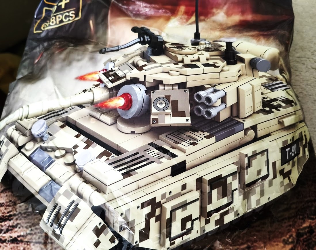 Tank T 90 - 648 ks stavebnica - 2