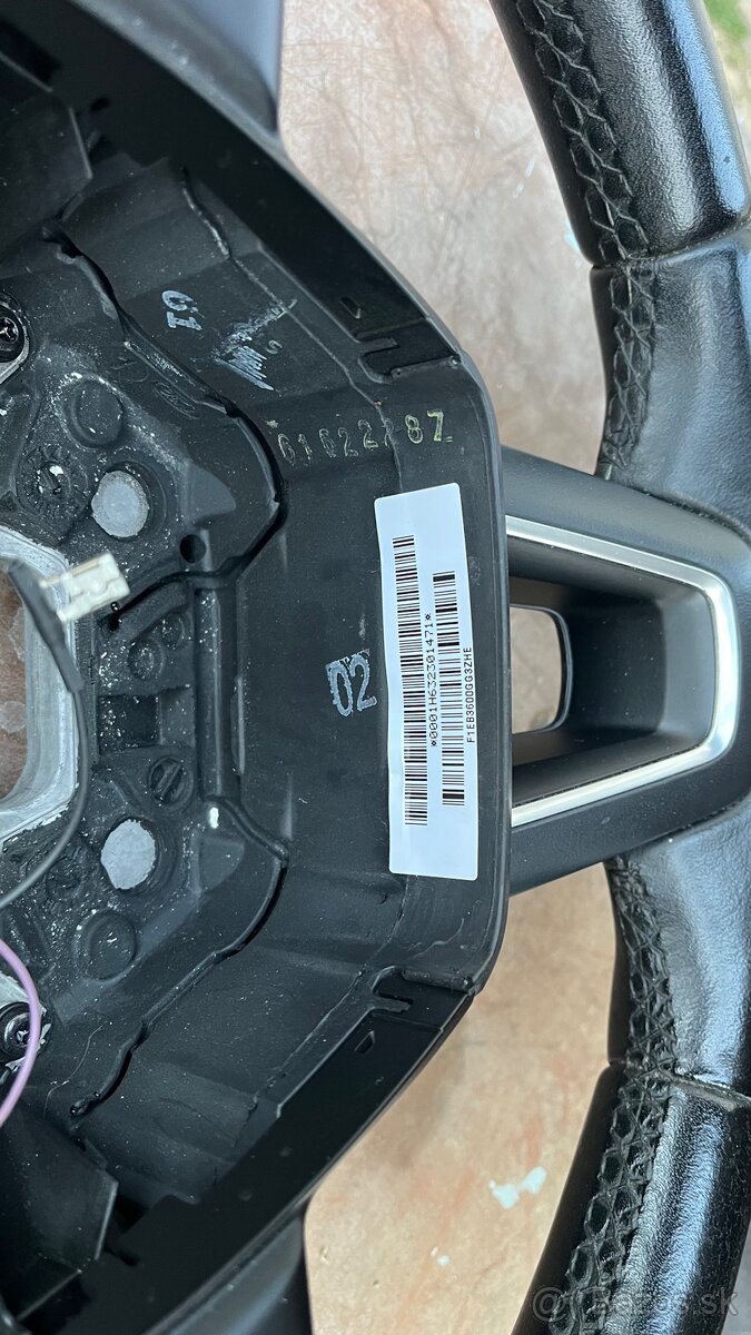 Ford Focus MK3 2017 kozeny volant - 2