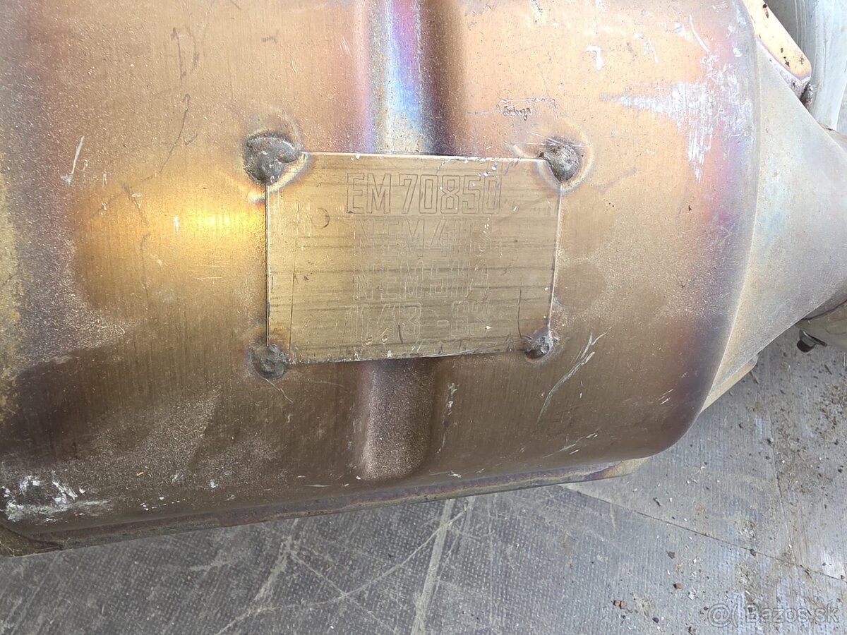 Katalyzator nový Hummer H2 - 2