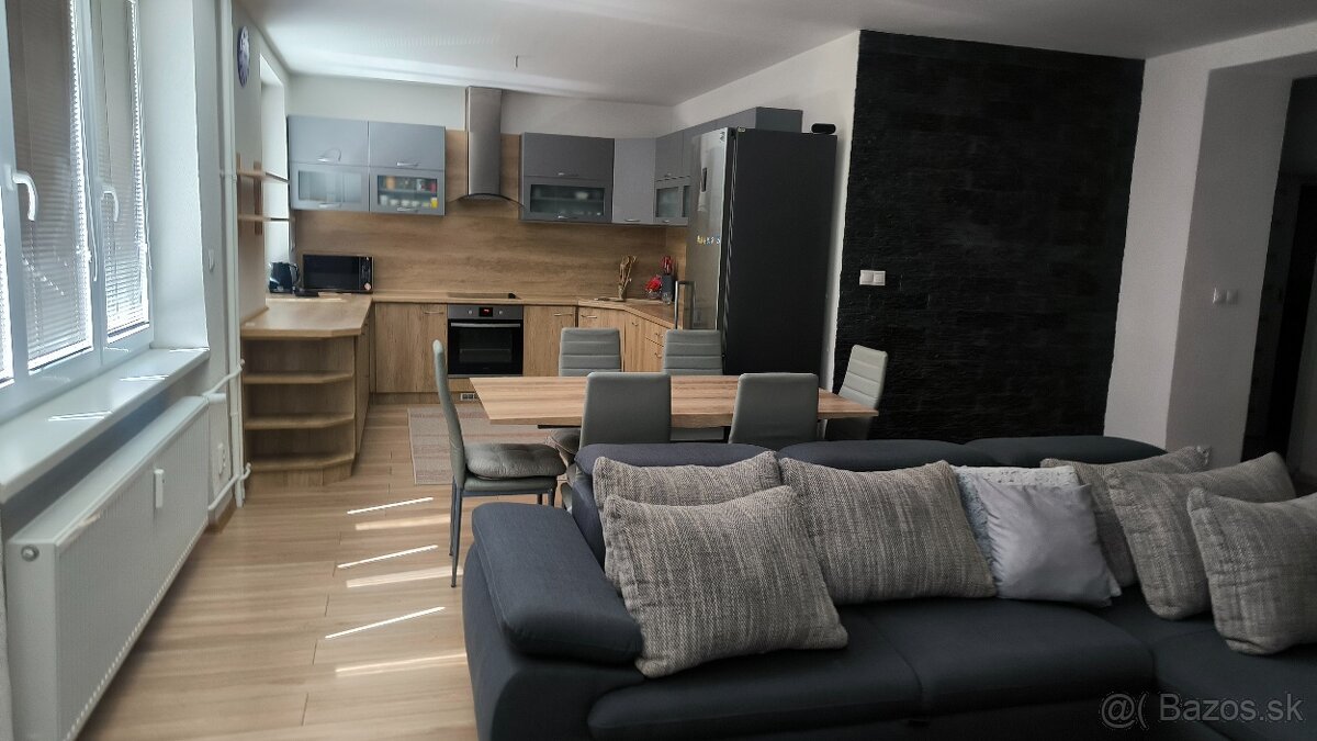 3 IZBOVÝ BYT LUČENEC - PRIAME CENTRUM - 2