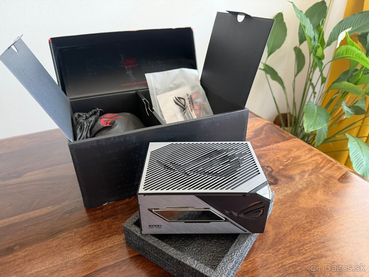 ASUS ROG THOR 1600W Titanium III ATX 3.1 - NOVÝ - 2
