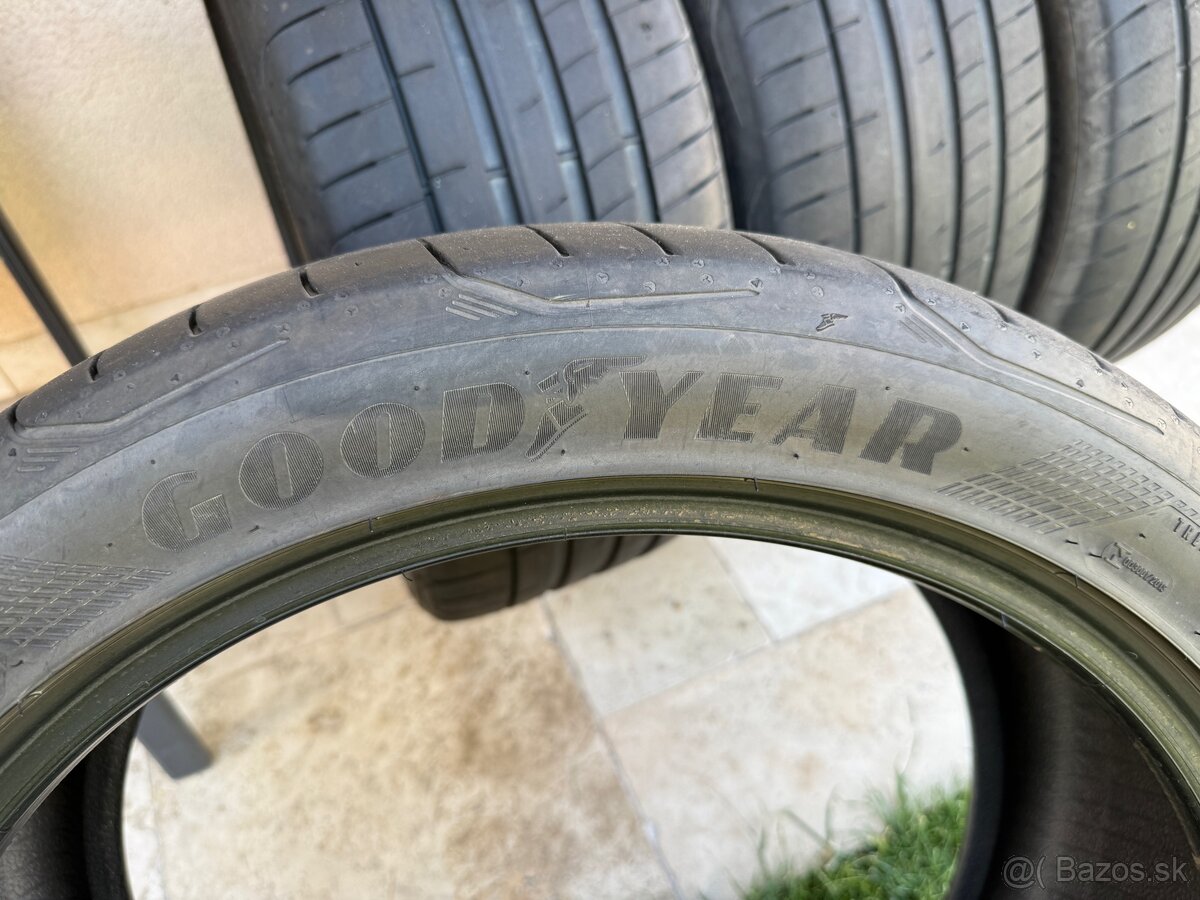 Goodyear 255/40/20 (dezen 6,5mm) - 2