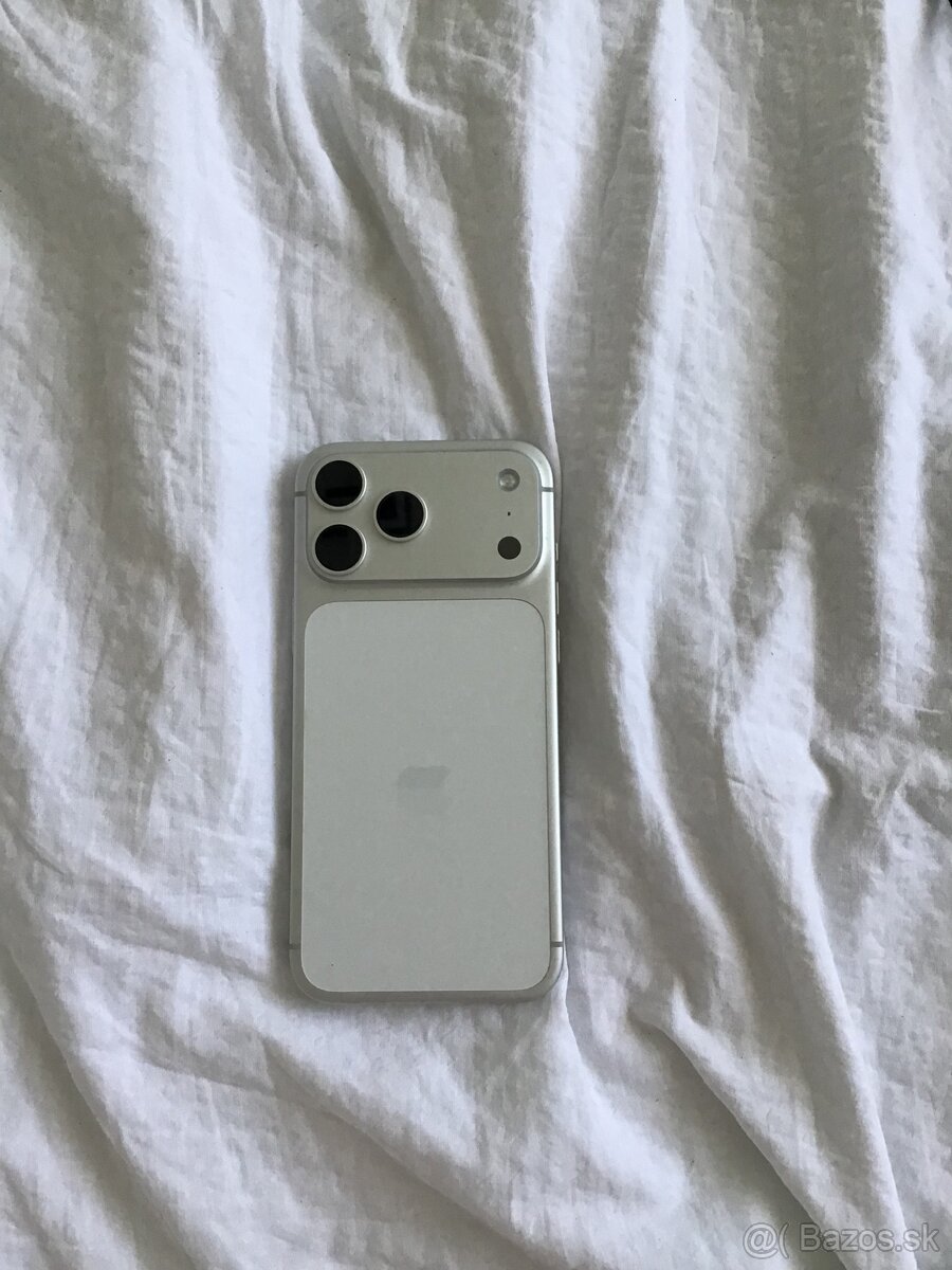 iPhone 17 Pro Max - 2