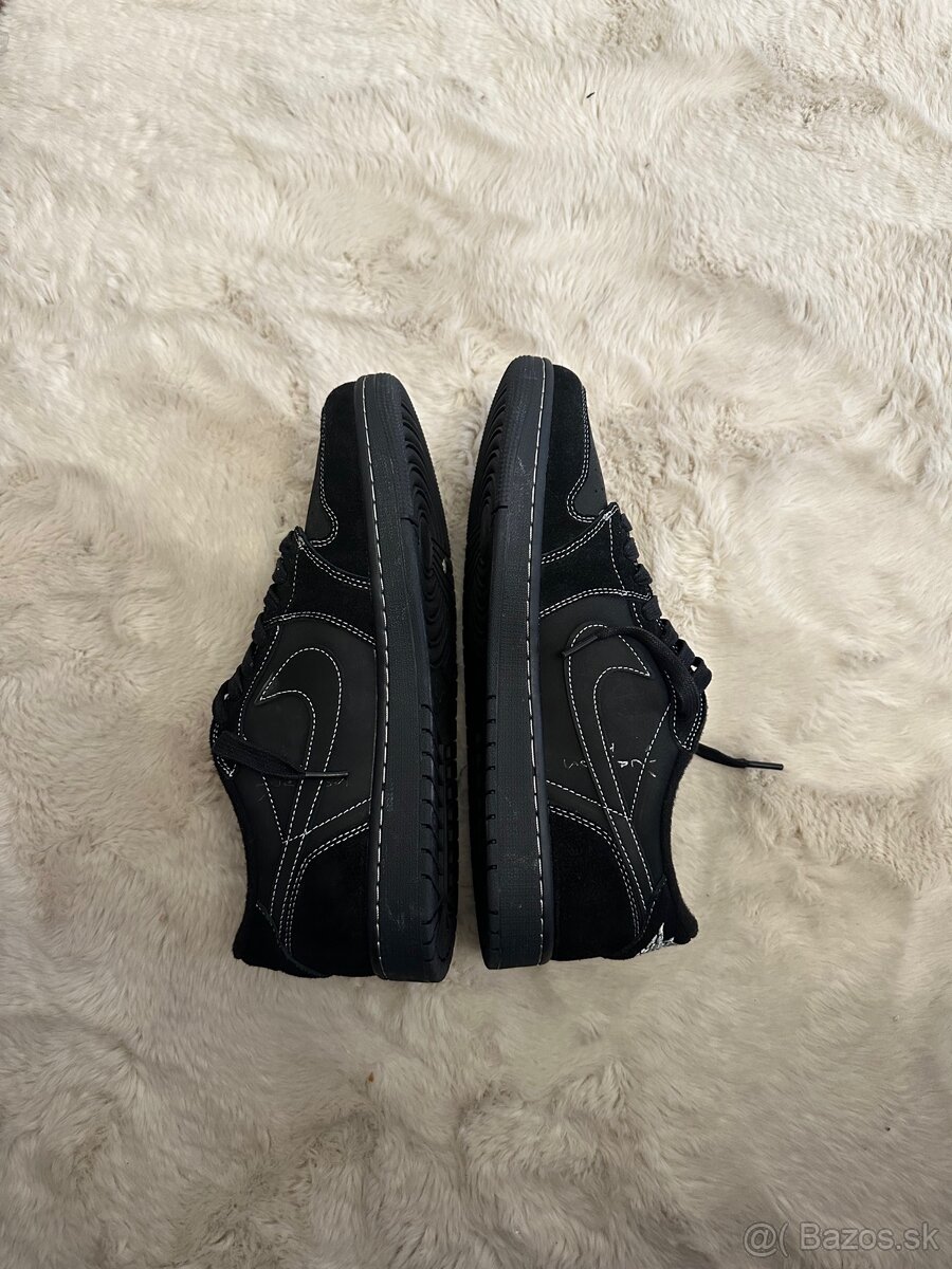 Jordan 1 low travis scott - 2