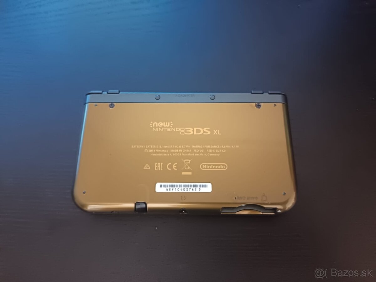 New Nintendo 3DS XL Hyrule Edition Top IPS display - 2