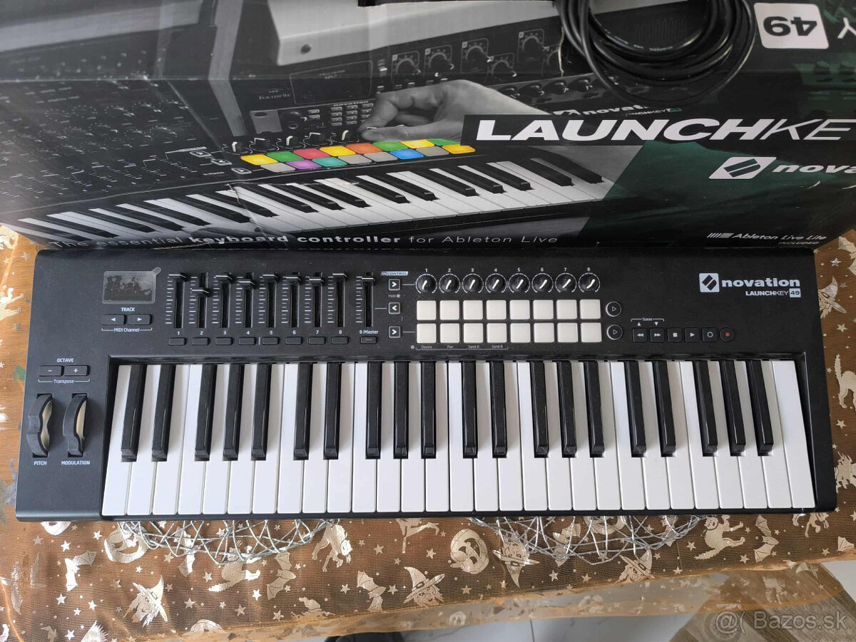 Novation Launchkey 49 MIDI Controller (Mk2) - 2