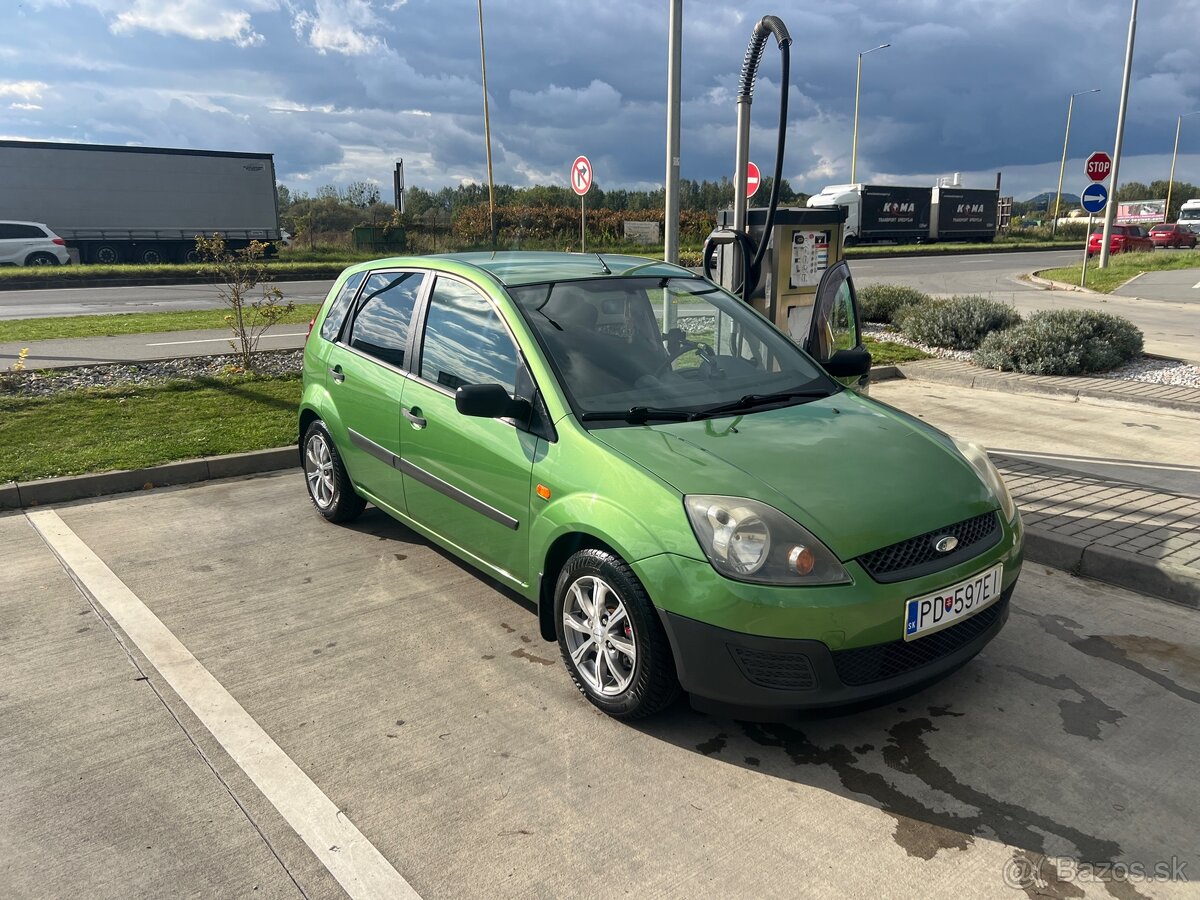 Ford Fiesta 1.4 TDCi – NÍZKY KM – TOP STAV – STK 11/2026 - 2
