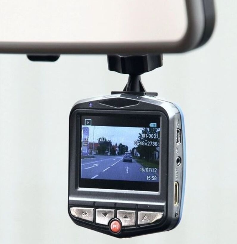 Kamera do auta, čierna skrinka, nová zabalená - 2