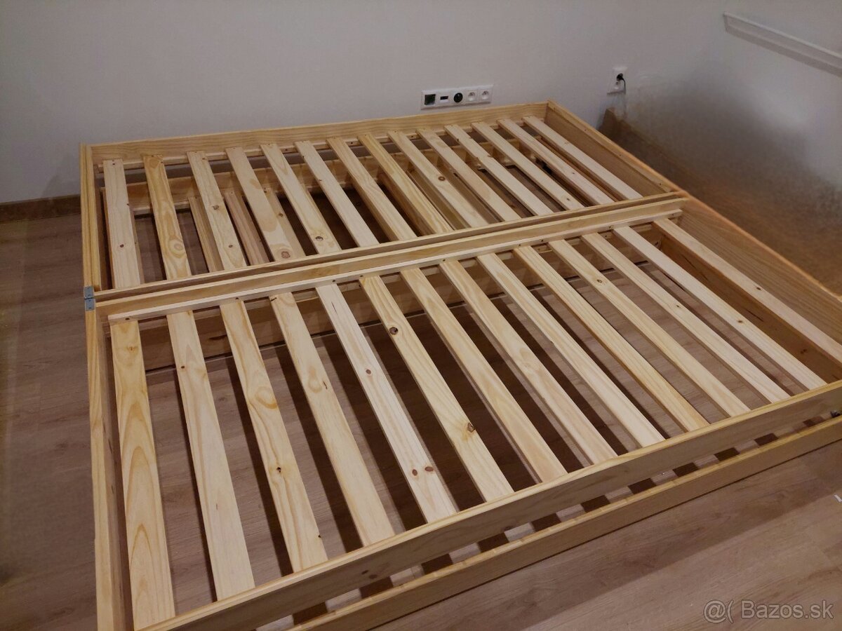 Posteľ z masívu - 2