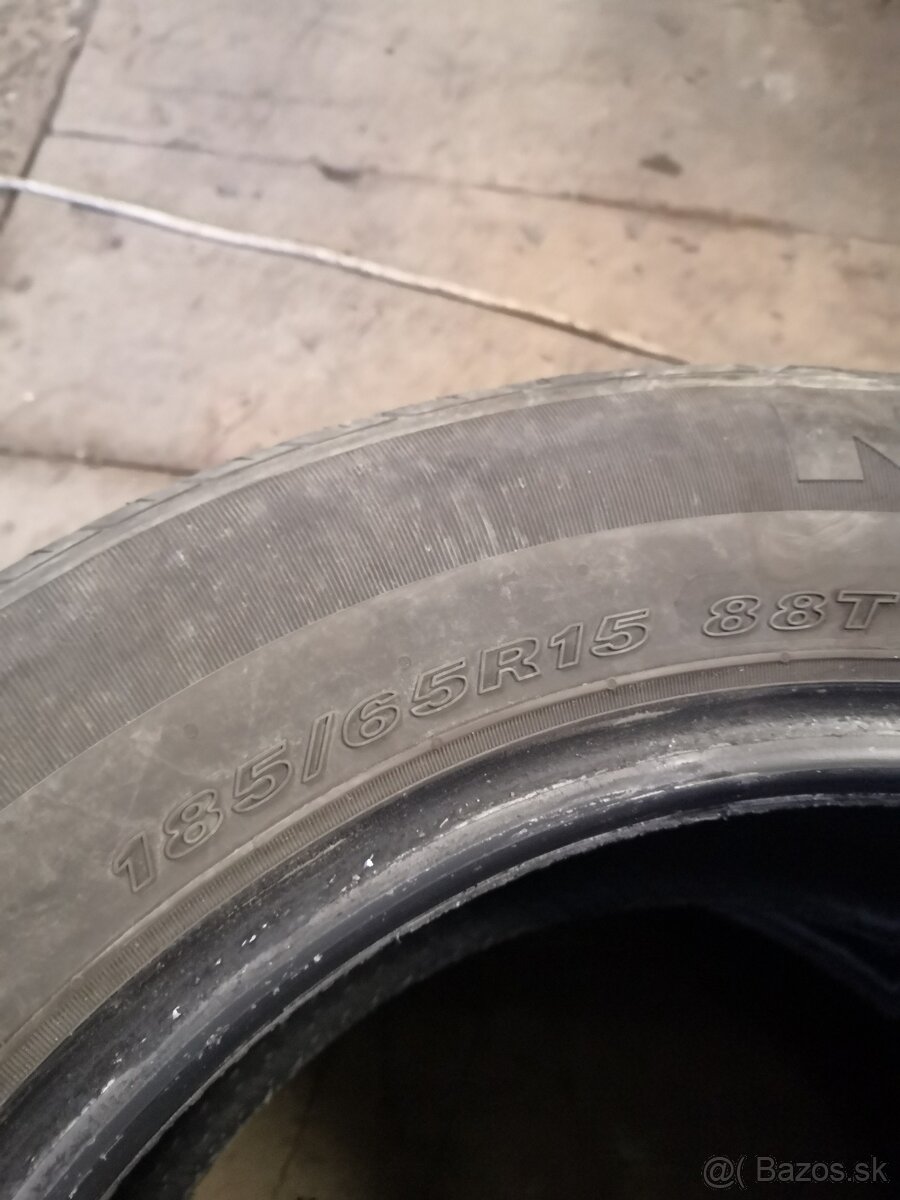 Predám letné pneu 185/65 R15 - 2