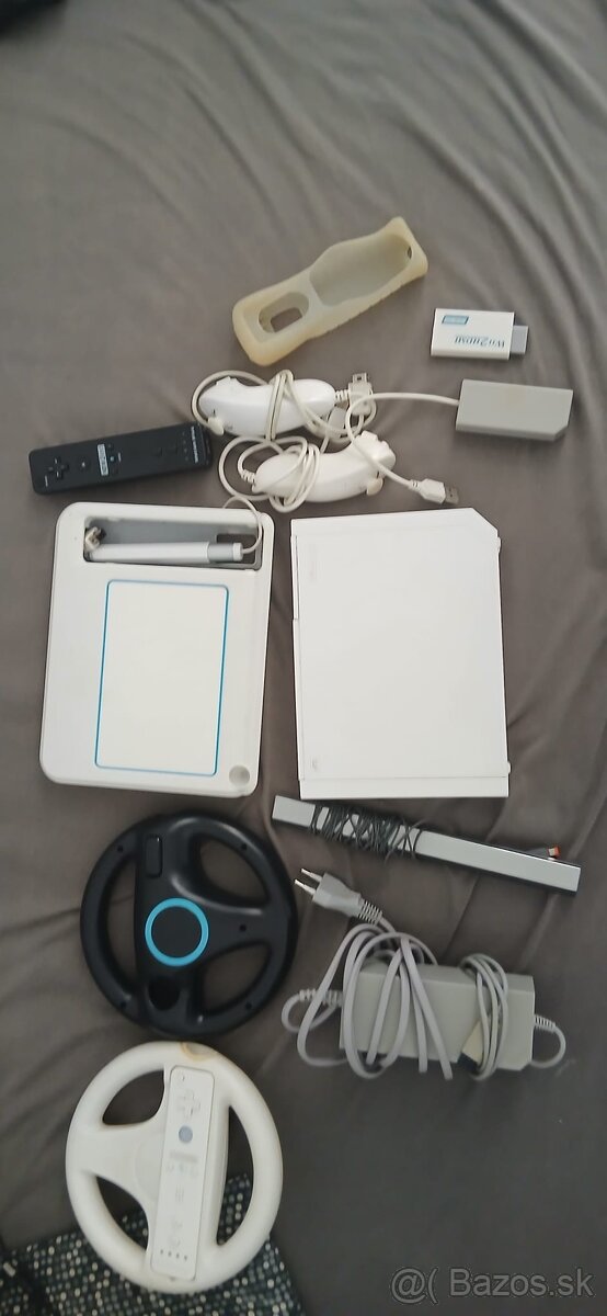 Nintendo Wii + hry super mario - 2