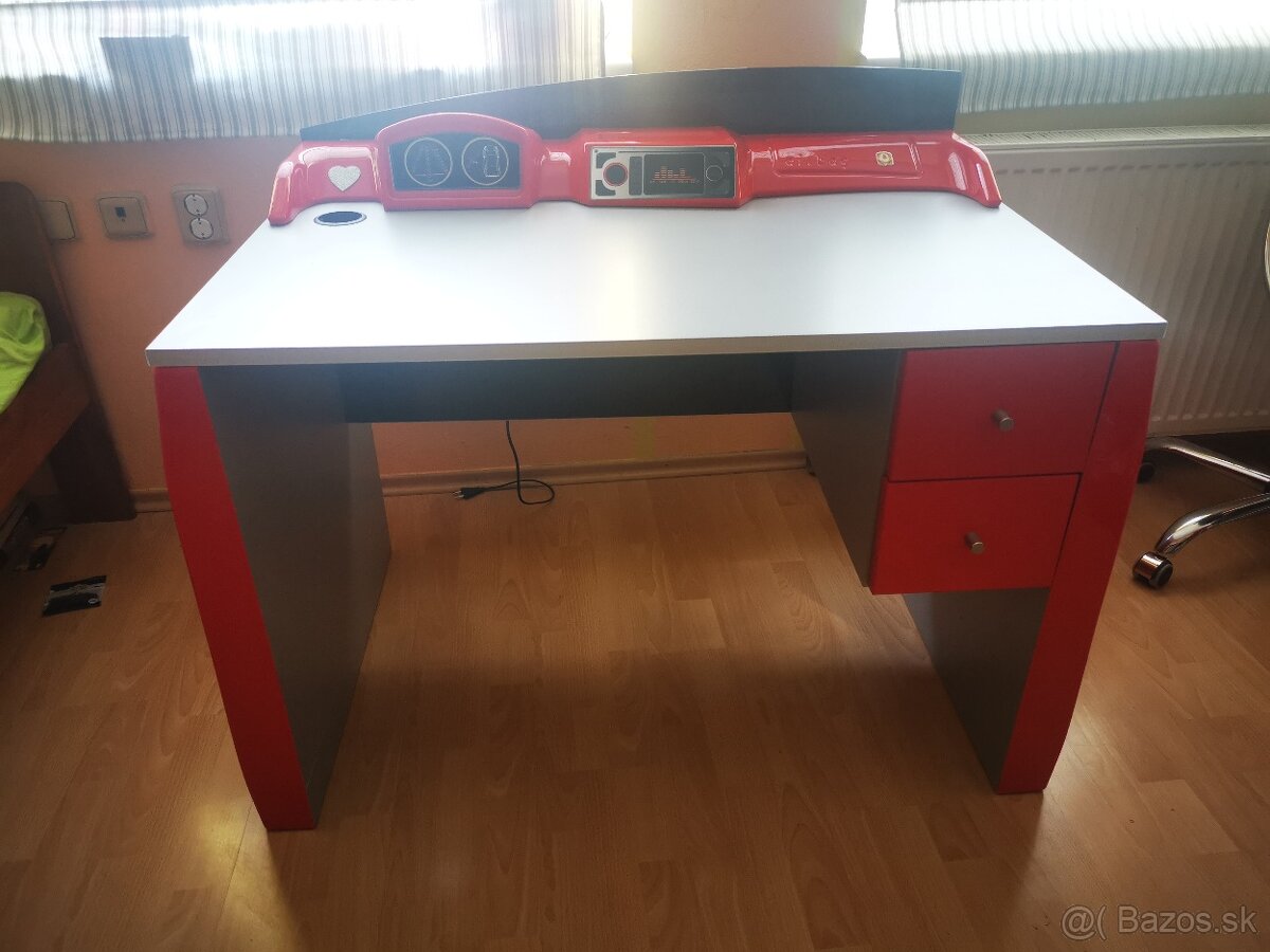 Stol Cilek - 2