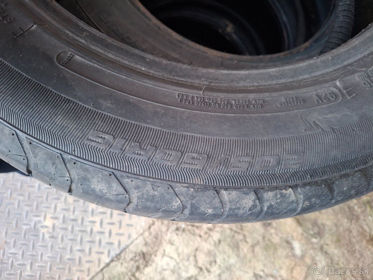 205/60 R16 - 2