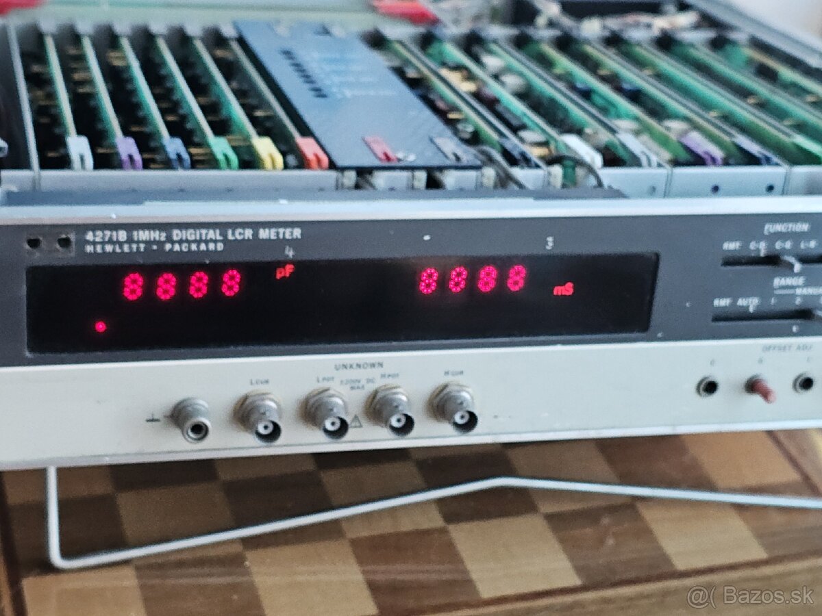 Hewlett Packard 4271B 1MHz Digital LCR - 2