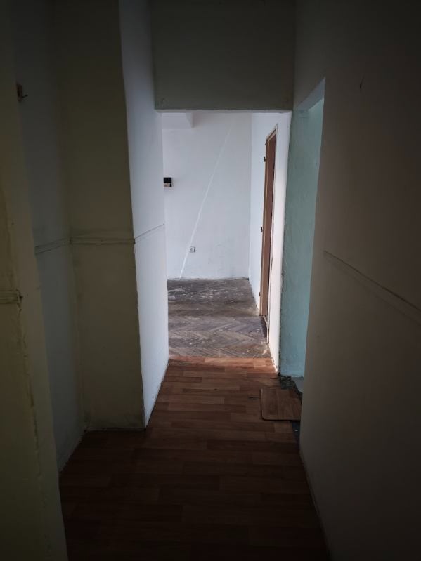2: izbový byt pre nenáročných - 2
