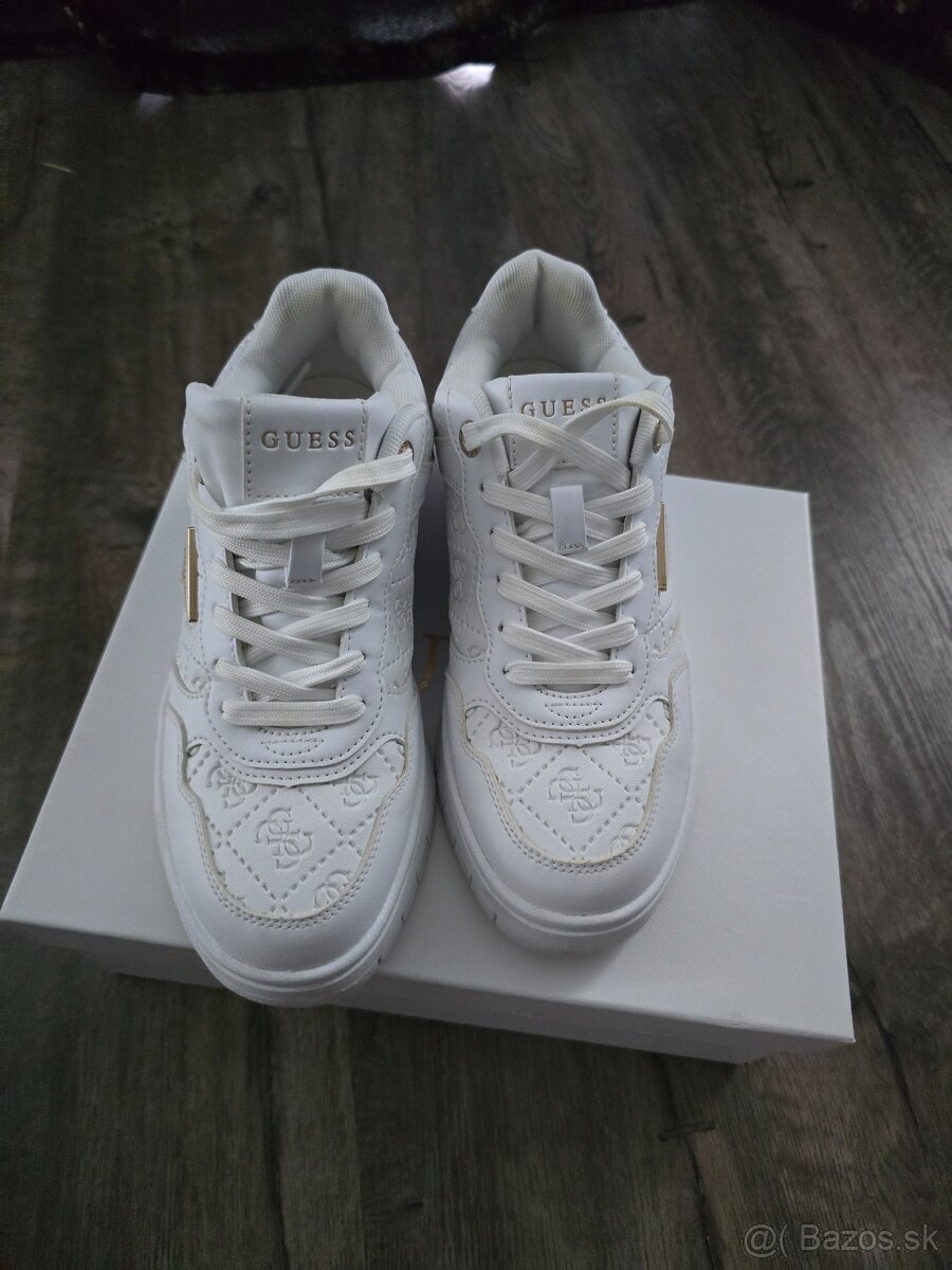 Guess sneakery - 2