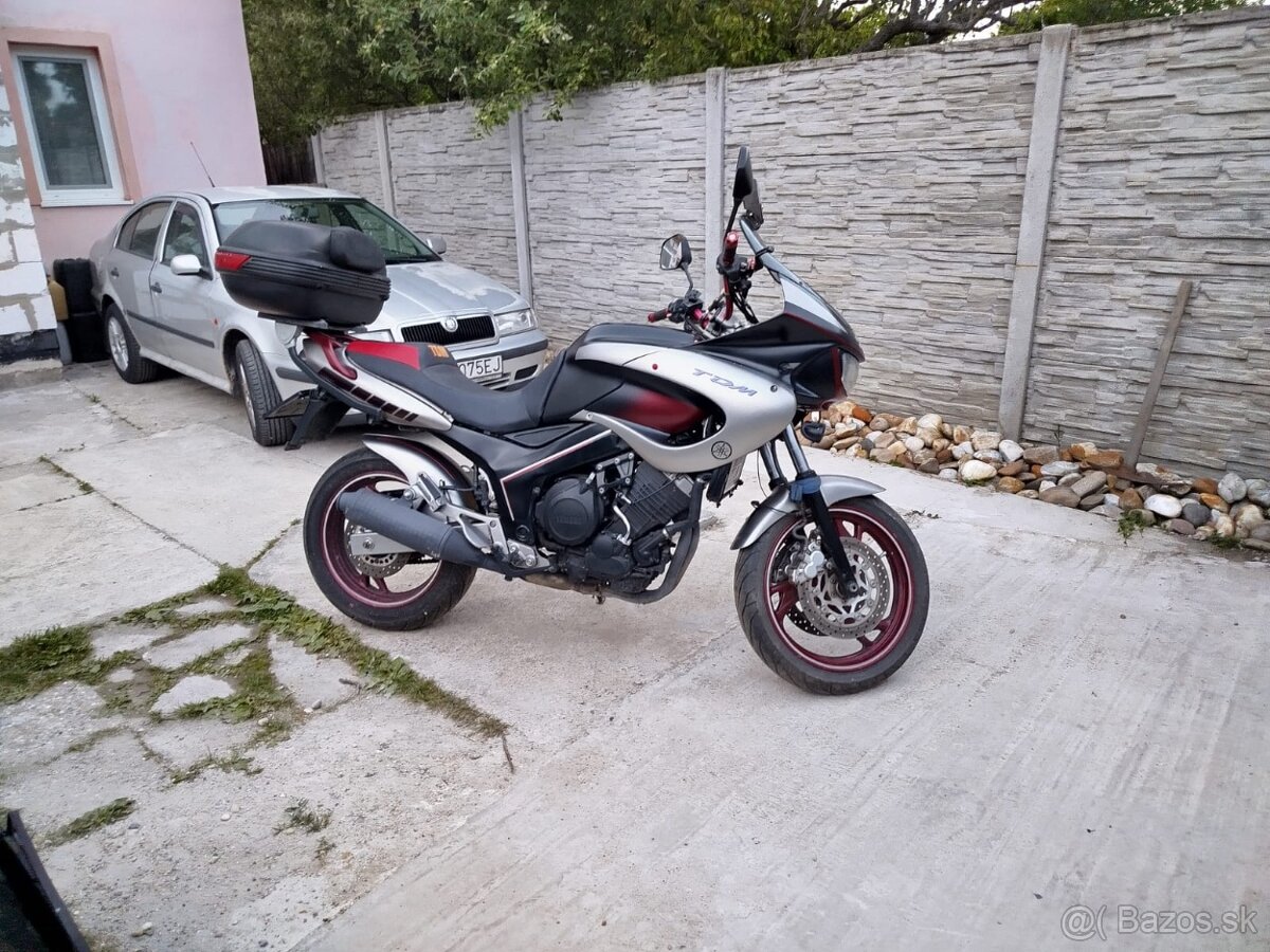 Motorka YAMAHA TDM 850