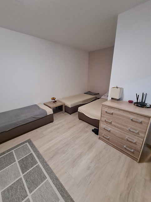 1-izb. byt Fončorda - Tulská ulica, pekný -zariadený - 2