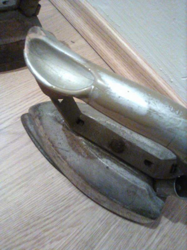 retro žehličky - 2