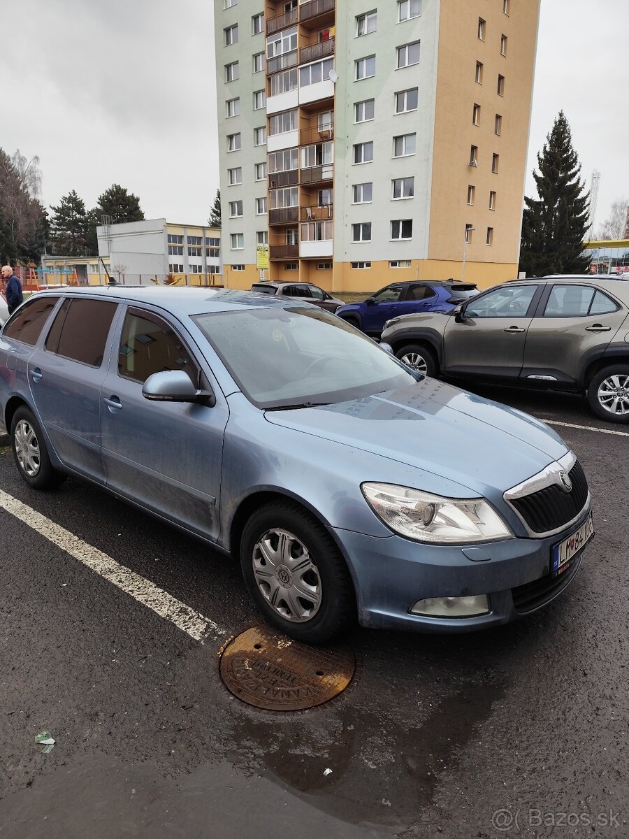 Škoda Octavia - 2
