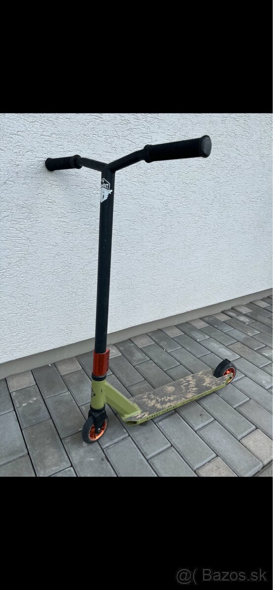 kolobezky a skateboardy - 2