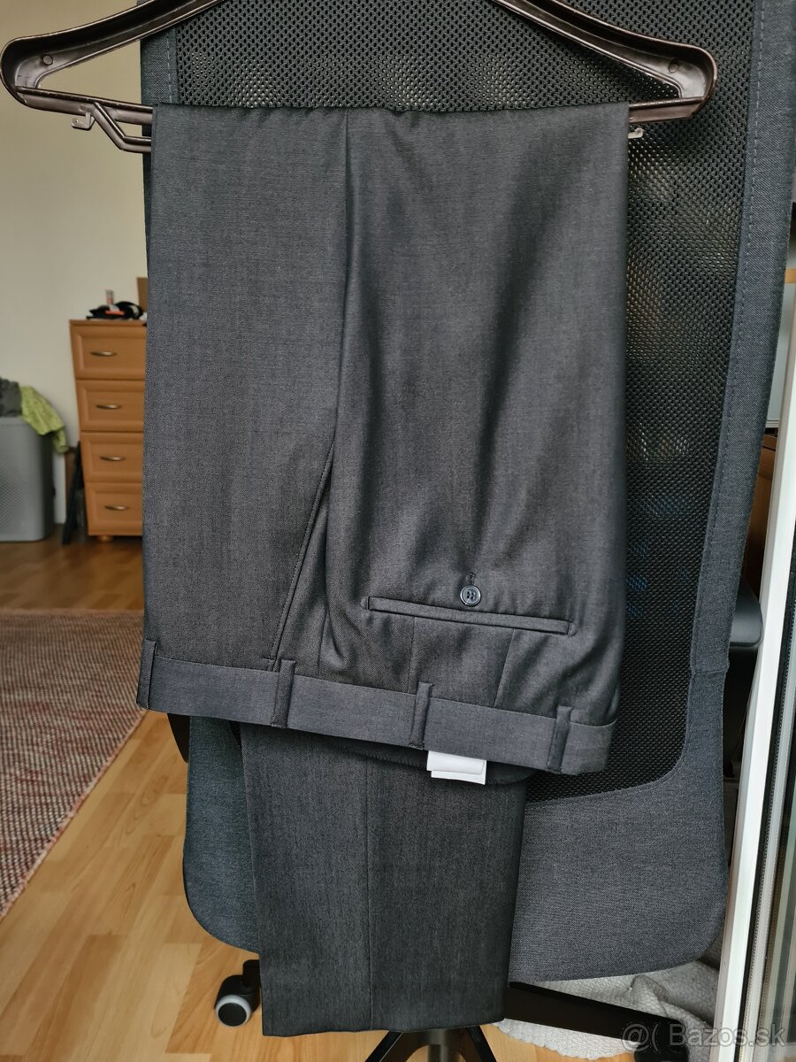 Pánsky oblek Daniel Hechter vel. 98 - 2