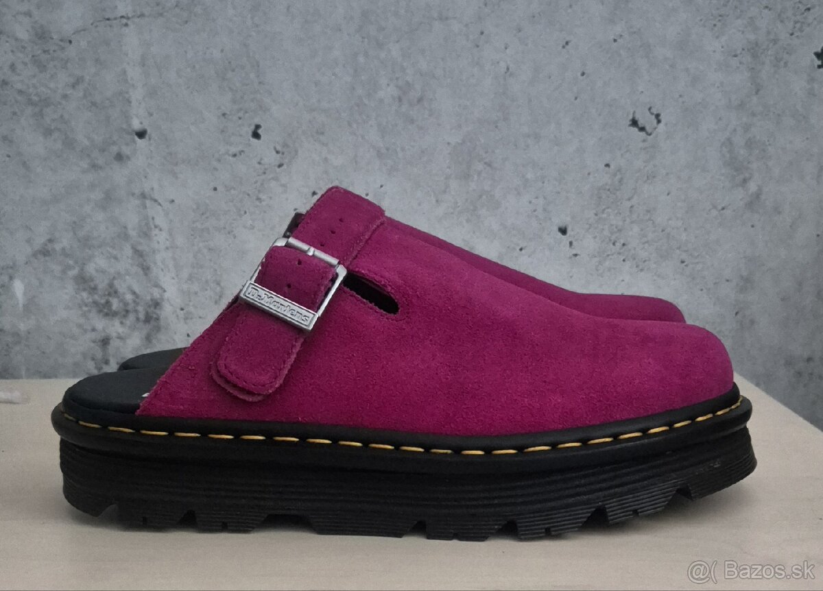 D4. Martens Mule EU43 - 2