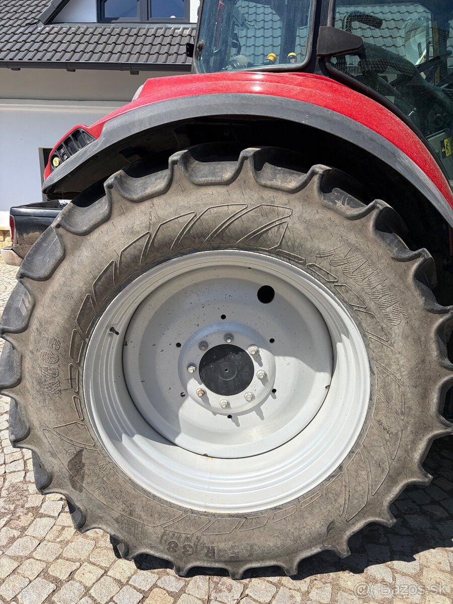Prodám traktor CASE - 2