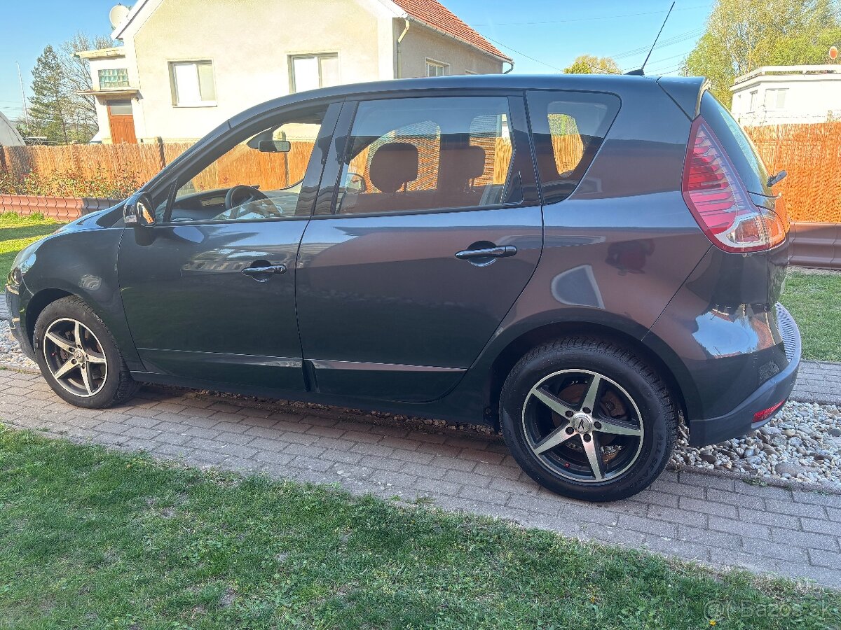 PREDAM RENAULT SCENIC 3 X-MODE 1,5dci - 2